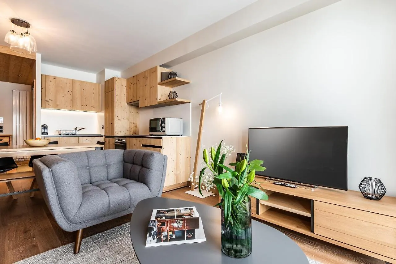 Residence Hameau De Clotaire Alpe D'Huez - By Emerald Stay